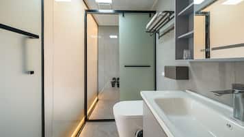 Superior Triple Room, 2 Queen Beds, Patio, Valley View | Bathroom | Shower, hydromassage showerhead, hair dryer, slippers