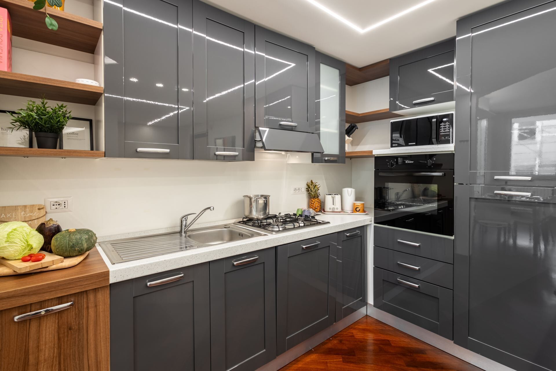 Fridge, microwave, oven, dishwasher