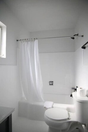 Apartment | Bathroom - AEA - Fillmore UT (Fillmore)