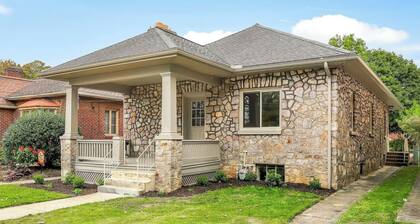 Stone's Throw Bungalow - Cozy and Convenient in Chambersburg, PA