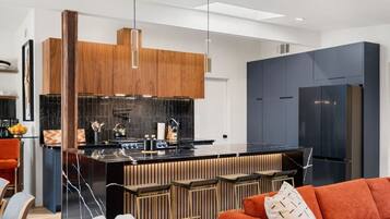 Smart TV, fireplace, video games, books