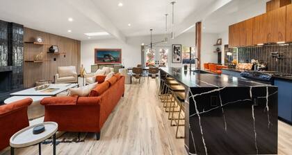 Midcentury Modern Oasis: Atomic Ranch Reimagined