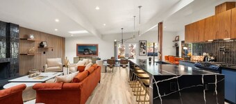 Midcentury Modern Oasis: Atomic Ranch Reimagined