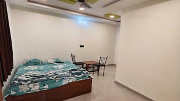 Quarto luxo | Camas extras/dobráveis (sobretaxa), roupa de cama