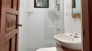Shower, bidet, towels, soap