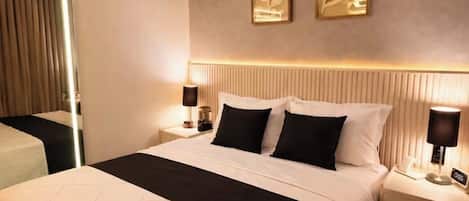 Deluxe Apartment, Air conditioning, Partial Lake View | Blackout drapes, free WiFi
