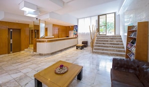 Unclassified image, 4 of 41, button - Jovial Apartments (Sant Antoni de Portmany)
