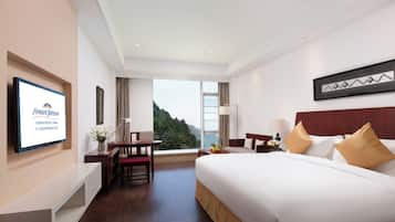 Superior Single Room, Hill View | In-room safe, desk, soundproofing, iron/ironing board