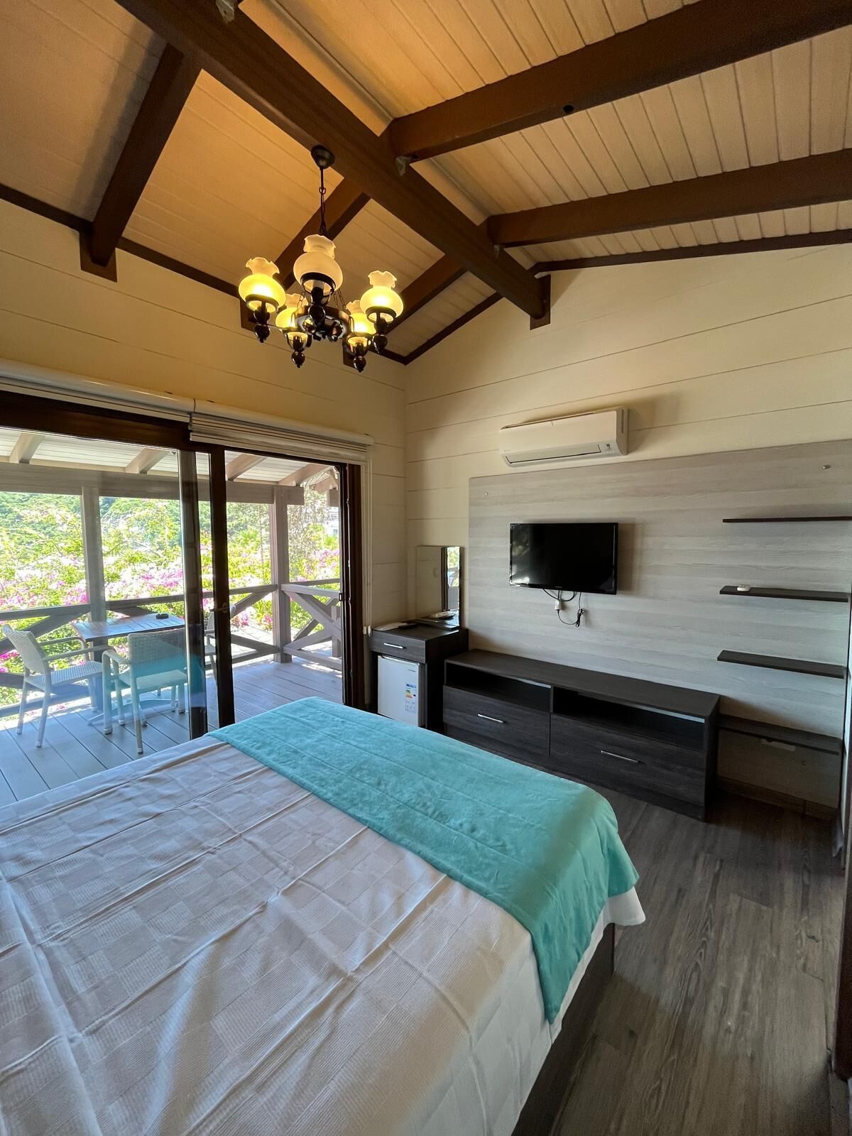 Deluxe Bungalow | Free WiFi