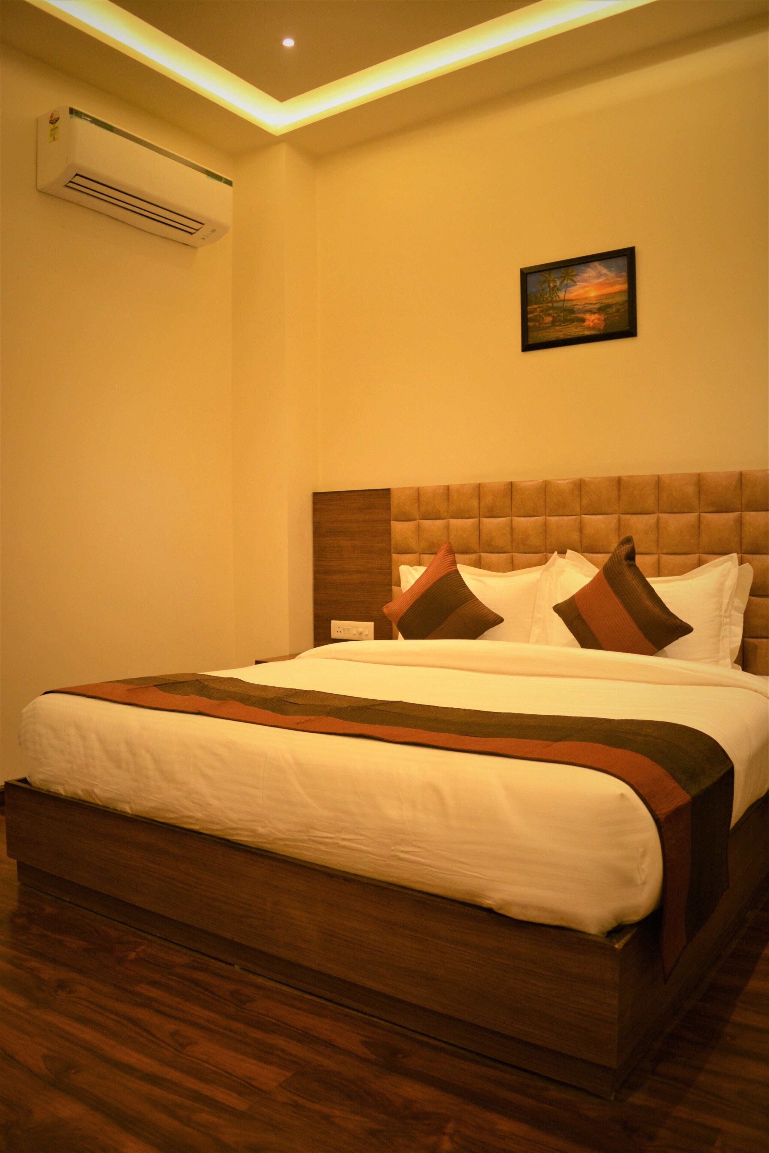 Classic Double Room | Blackout curtains, soundproofing, iron/ironing board, free WiFi