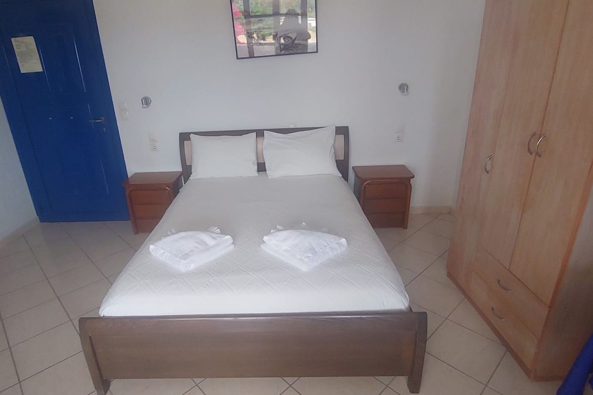 Basic Double or Twin Room, Balcony, Sea View