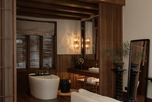 Basic Double Room, Courtyard View | Spa - MistyHues DawnGreen (Lijiang)