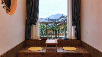 Romantic Room, Park View | Living area