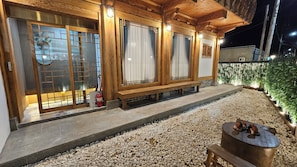 Deluxe Room, Courtyard View | Depan hartanah