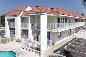 Exterior - King Bed|Mobil|Nsmk|Micfridg (Fresno)