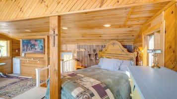 2 bedrooms, iron/ironing board, internet, bed sheets