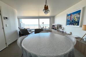Dining - Apartment near Marina Nieuwpoort (NIEUWPOORT)