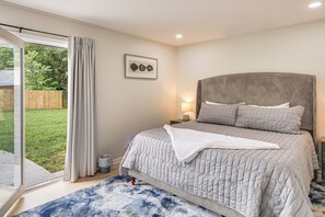 Room - Game Room! Upscale Family Retreat in Murfreesboro (Murfreesboro)
