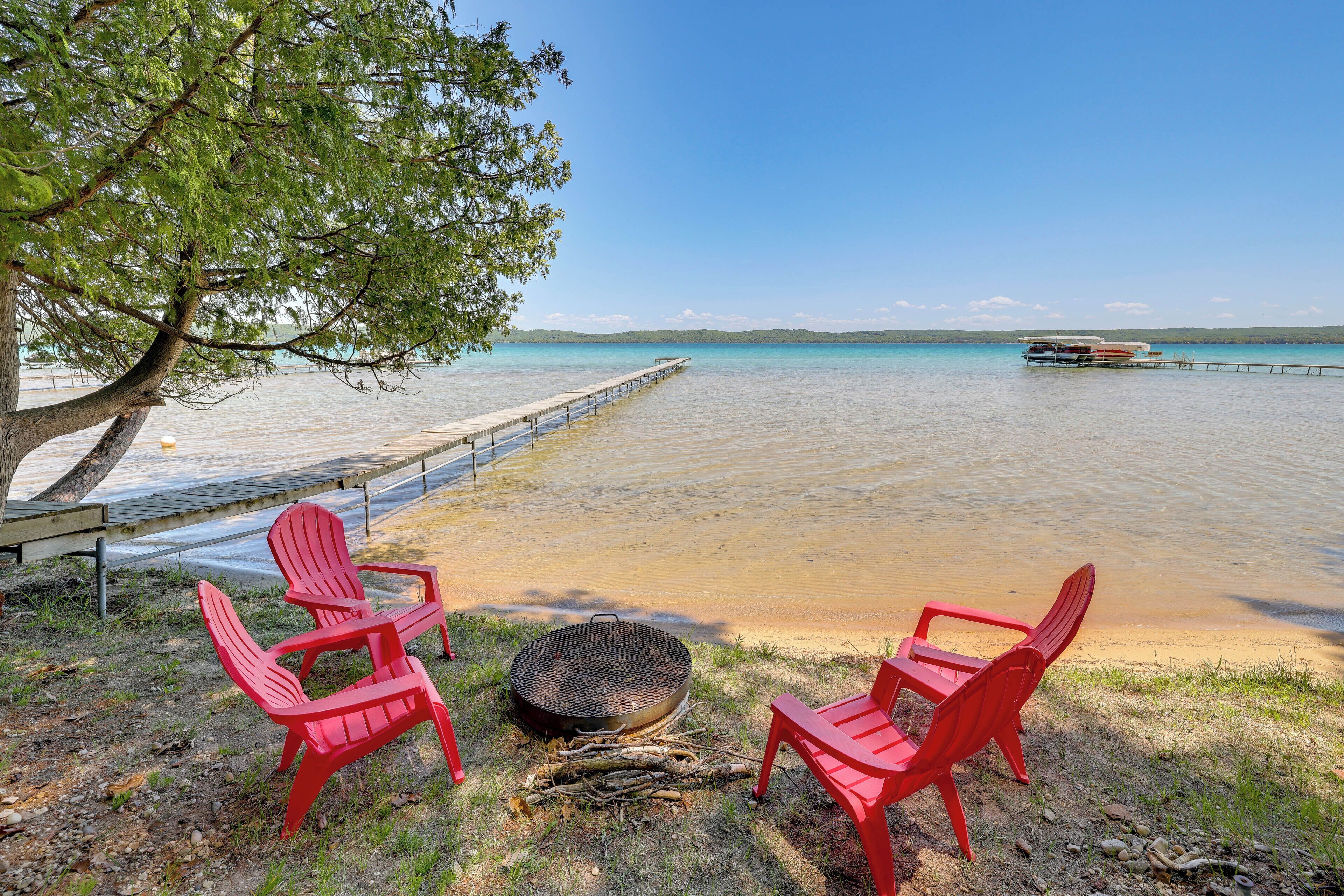 Glen Arbor Vacation Rental | 2BR | 2BA | 2,000 Sq Ft
