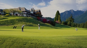 Golf - West Van Luxury Retreat 2BR 2BA Oceanview (West Vancouver)