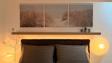 1 habitación, tabla de planchar con plancha, wifi gratis y ropa de cama