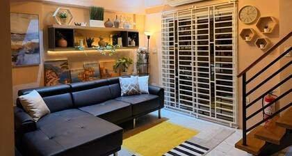 Welcoming 1-bedroom apartment with AC in charming Lucban