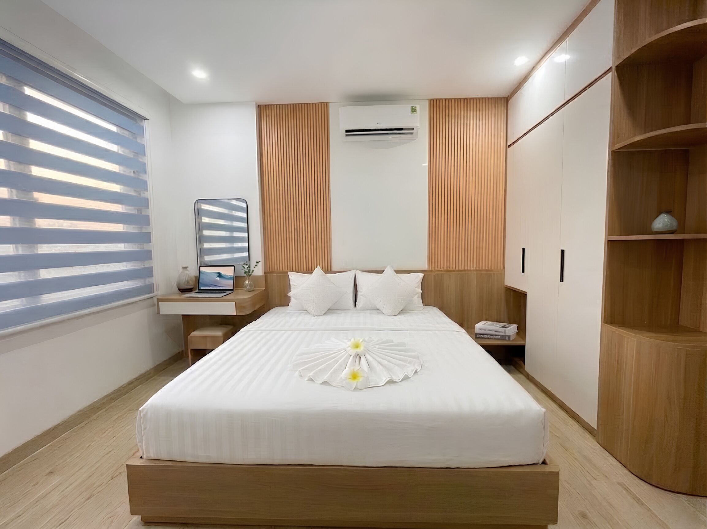 Căn hộ, 1 phòng ngủ, bếp | Minibar, bàn, khu vực làm việc phù hợp cho laptop 