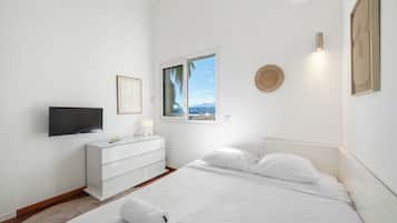 4 chambres, fer et planche à repasser, Wi-Fi, draps fournis