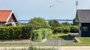 Property grounds - Beautiful home in Holbæk with WiFi (Holbæk)