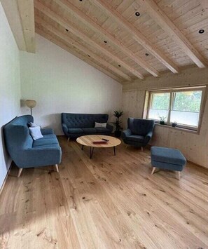 Smart TV - Holiday apartment in Hirschegg with balcony (Hirschegg)