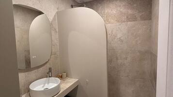 Savon, papier toilette