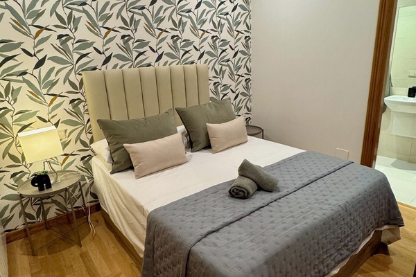 1 chambre, fer et planche Ă repasser, Wi-Fi gratuit, draps fournis