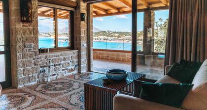 Apartment Minoa – Seafront Apartment next to Villa Minoa
