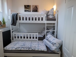 Room - Vrbo Property (Wiek)