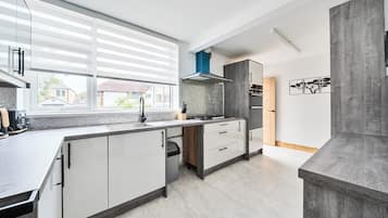 Fridge, microwave, oven, dishwasher
