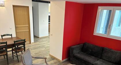 Logement entier : appartement - Canet-de-Salars, France