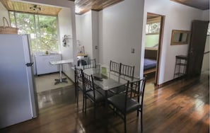 Dining - Cozy and central apartment near Plaza del Sol (Freses)