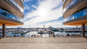 Unclassified image, 2 of 33, button - Waterfront Lux| Studio|A/C|Parking Wifi By Tilo (Genoa)