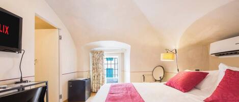 1 Schlafzimmer, Zimmersafe, Bügeleisen/Bügelbrett