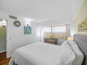 Iron/ironing board, free WiFi, bed sheets - Waikiki Monthly 1BR w/ Parking, Pool & Lanai (Honolulu)