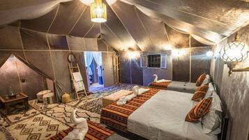 Comfort Cabin, Balcony, Desert view