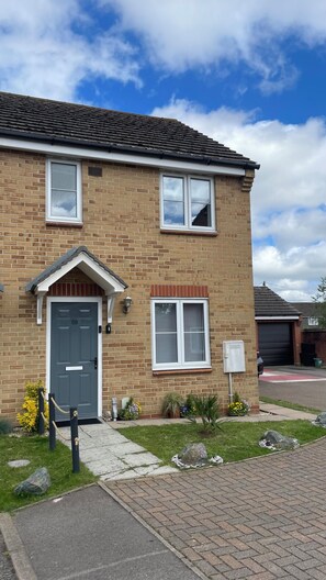 Exterior - Tranquil Home Retreat (Berinsfield)