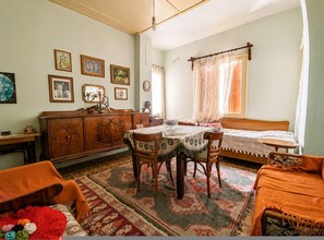 House | 1 bedroom, Internet - Cozy Stay in Chios Near the Beach Private Balcony (Chios)