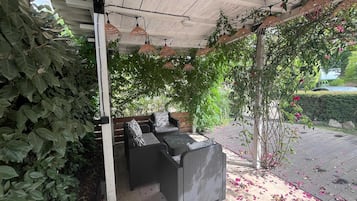 House | 5 bedrooms, Internet