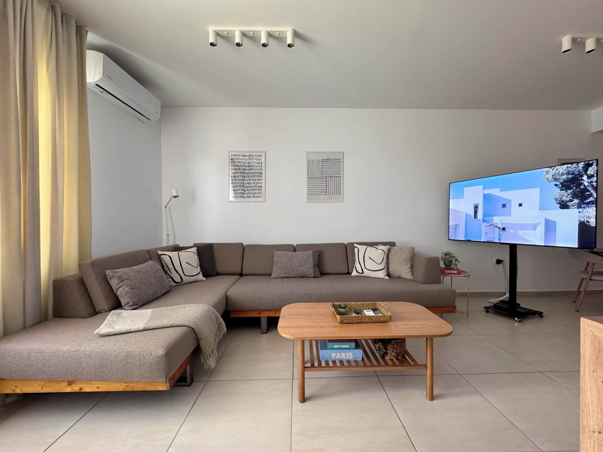 Thedot | Luxury Apartment Near City Center - Heraclión