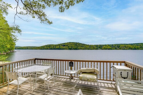 Waterfront Berkshires Studio w/ Dock on Goose Pond