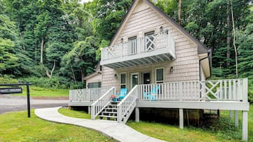 House (3 Bedrooms) | Front of property