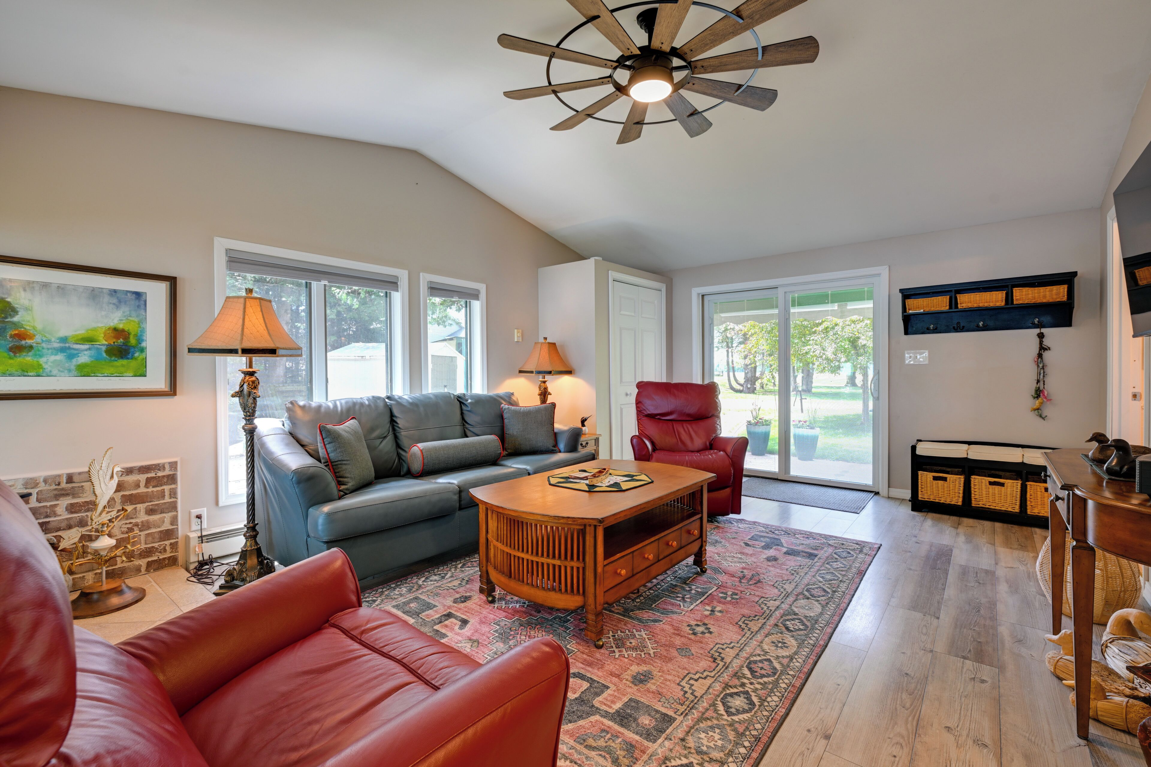 House (2 Bedrooms) | Interior