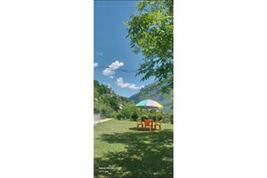 Deluxe Room | Property grounds - Ahmed Lodge (Gadrbaal)