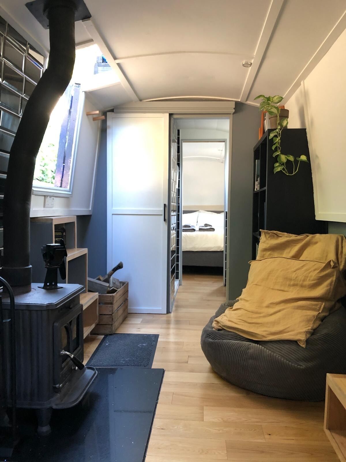 1 soverom, strykejern/-brett, reiseseng for barn og wi-fi (inkludert)
